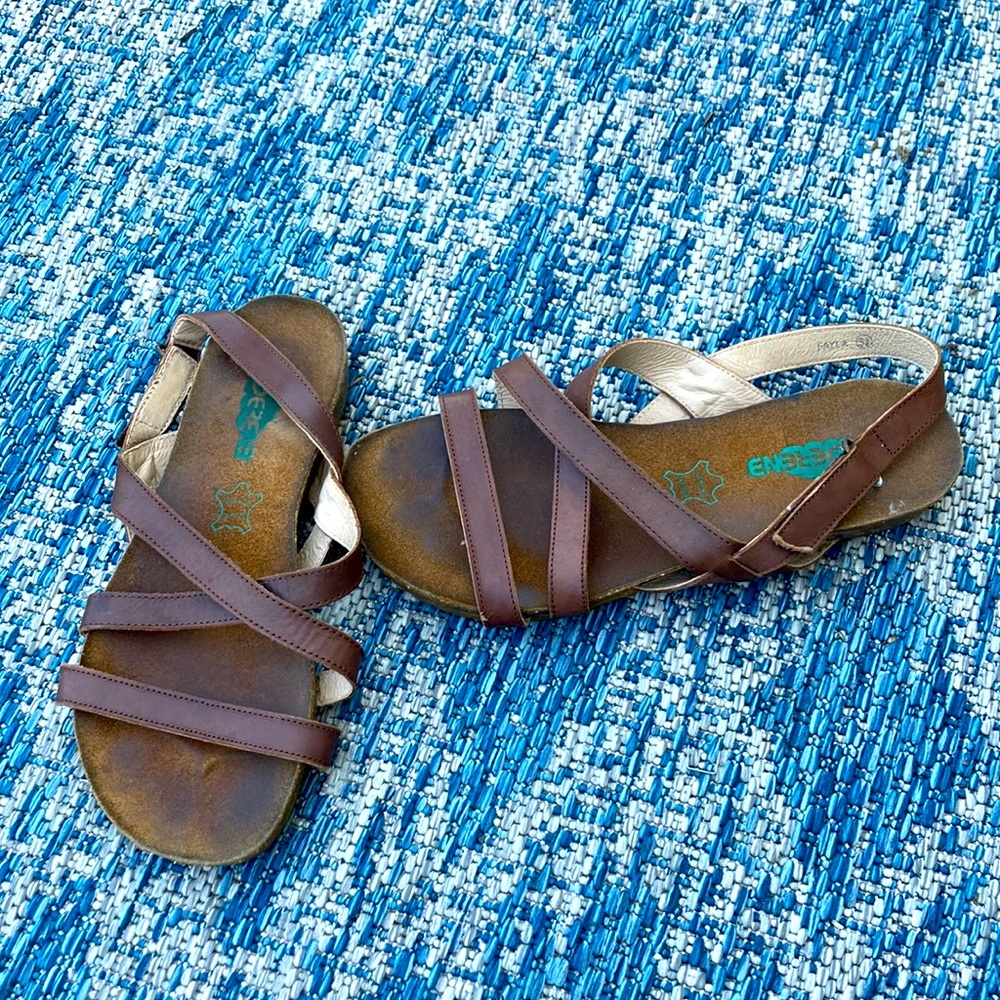 Serene Fayla Leather Sandals, Sz 5.5